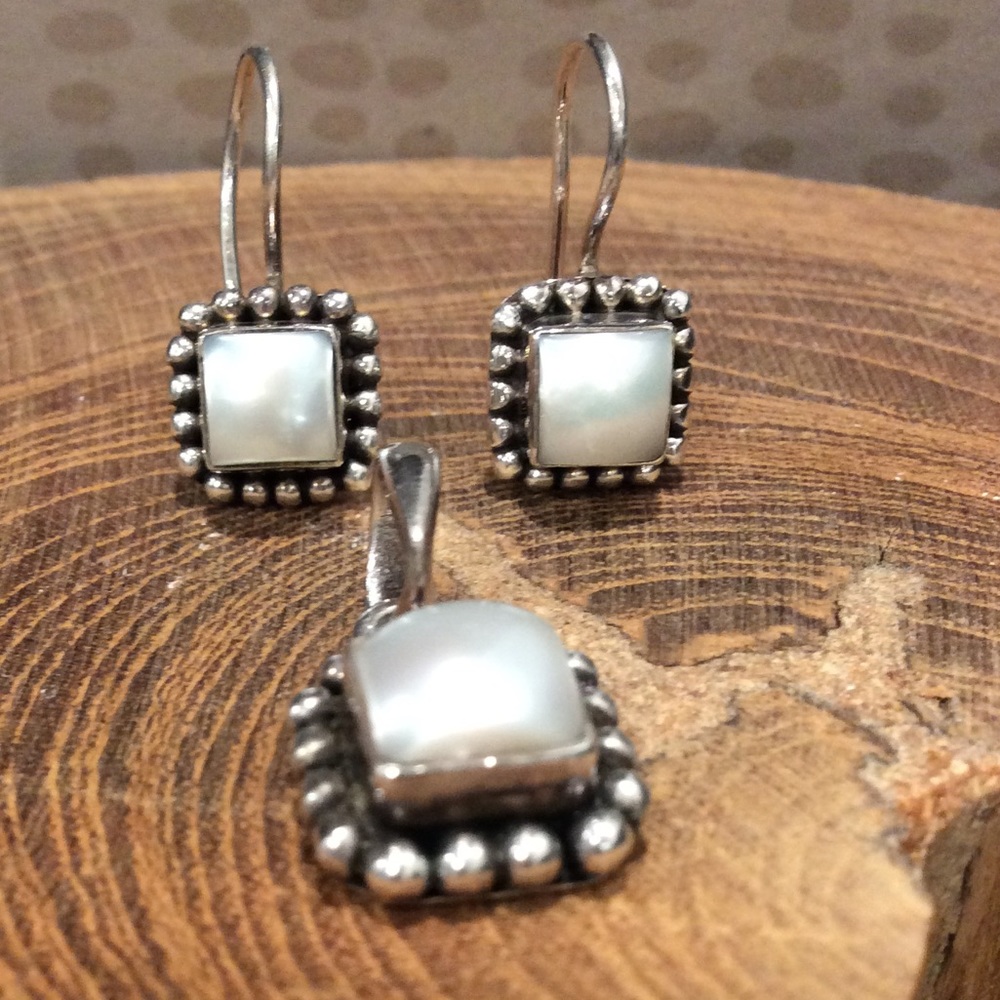 Silpada Button Frame Set - image 3